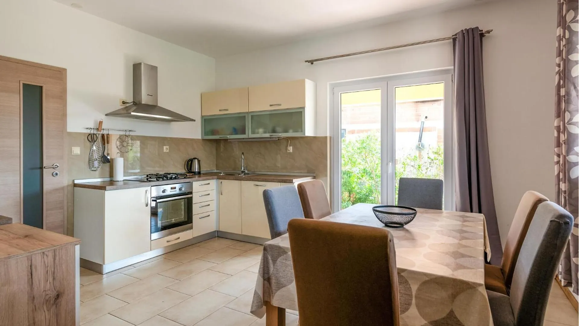 Lovely Home In Valbandon With Kitchen Croatia